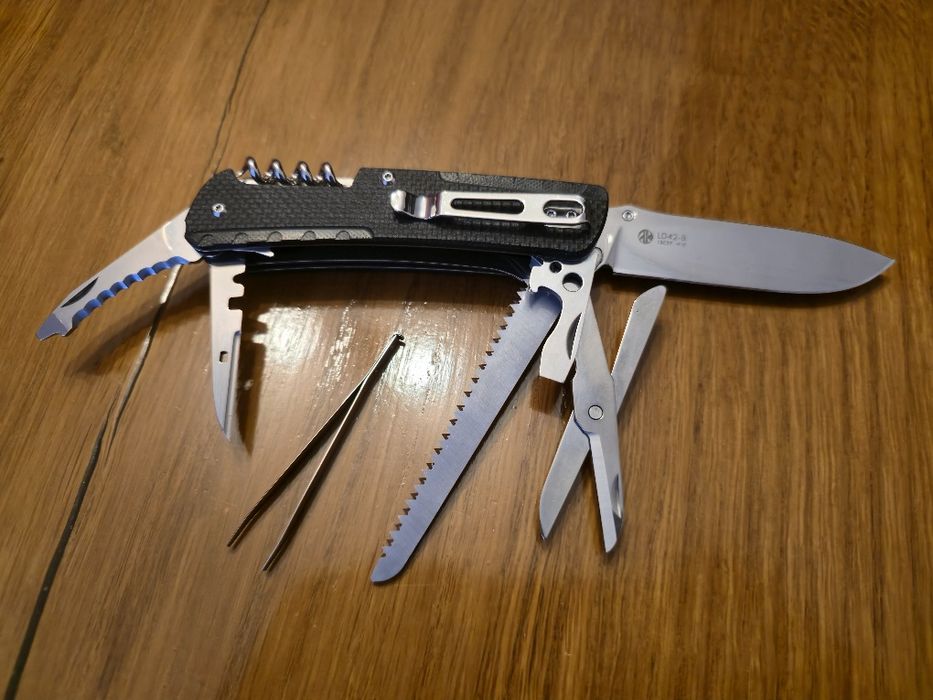 Scyzoryk wielofunkcyjny Ruike LD42-B Sandvi G10k