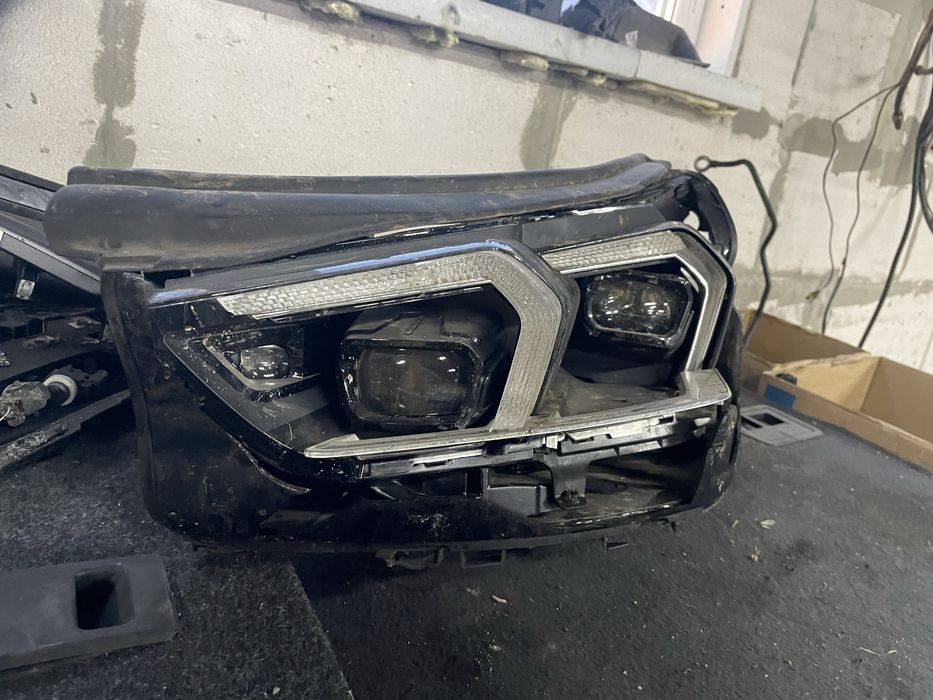 Фара передняя левая BMW x1 U11