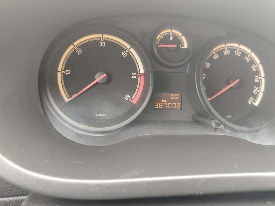 Opel Corsa D EcoFlex 2010r.