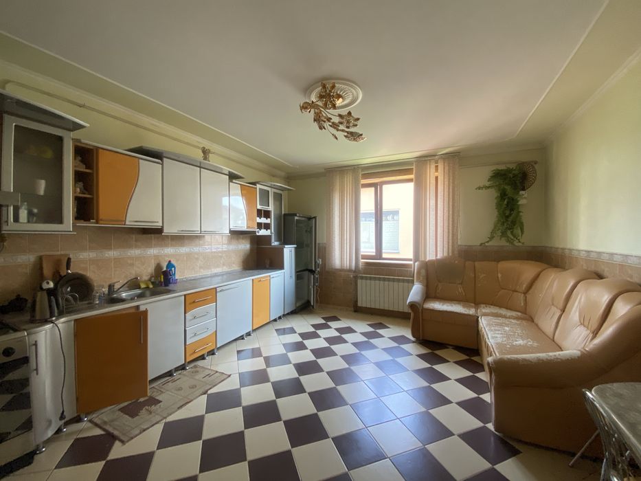 Оренда особняка в смт.Перегінське