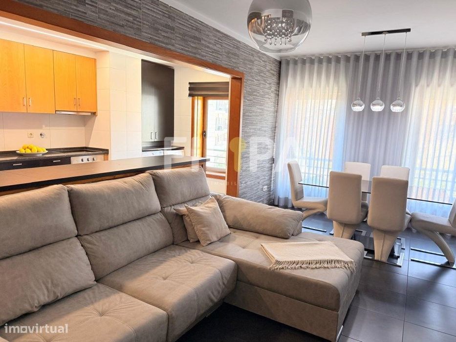 Apartamento T2 em Sobreira - Paredes | Localização Privilegiada e E...