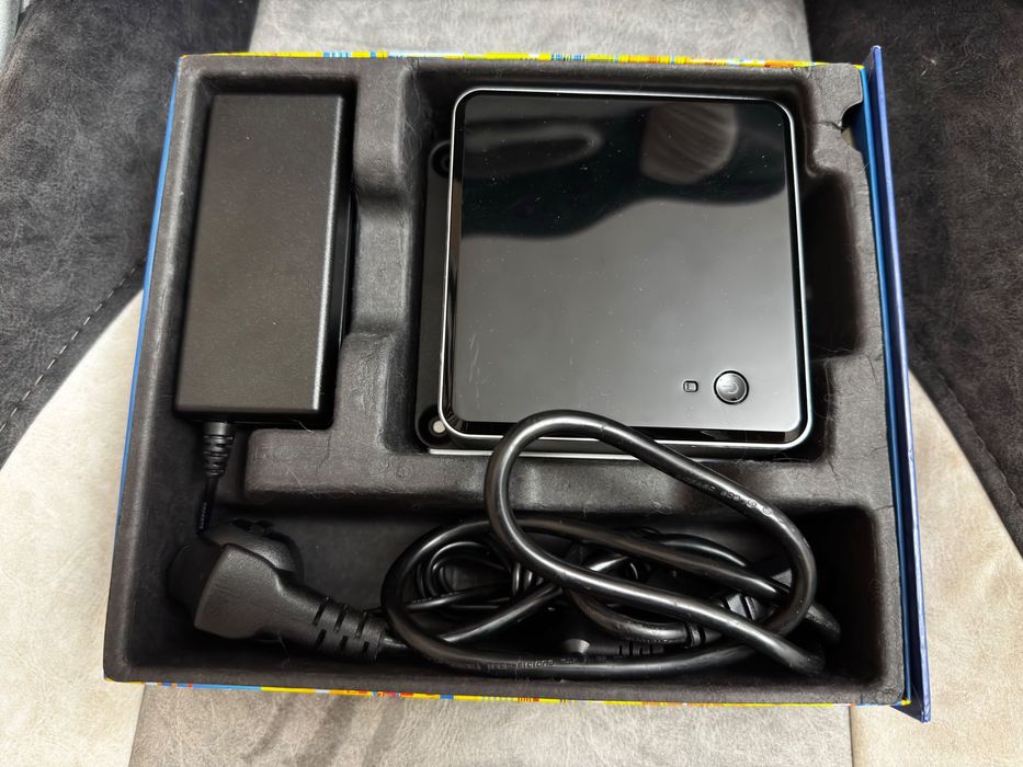 ПК Intel NUC D54250WYK USFF i5-4250U 8GB DDR3 128GB SSD