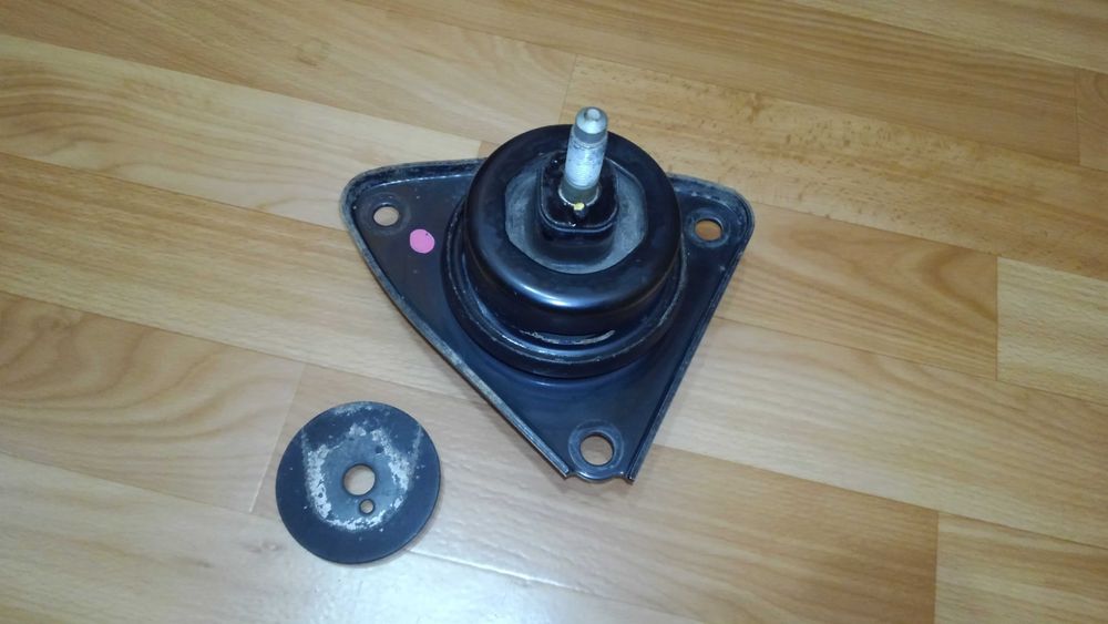 Подушка двигателя Hyundai I30 / KIA CEED (БУ)