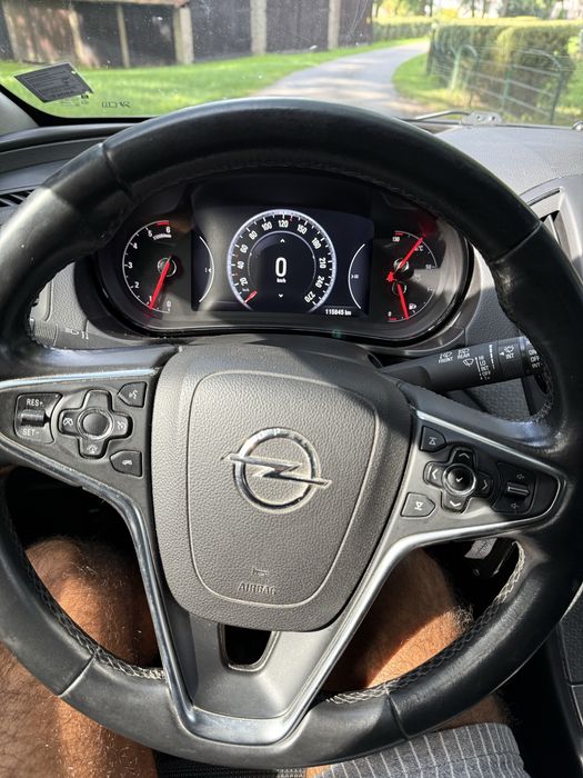 Opel insignia , ASO , nowy rozrzad Super Stan tylko 115 000 przebiegu