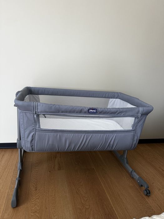 Next to me Essential