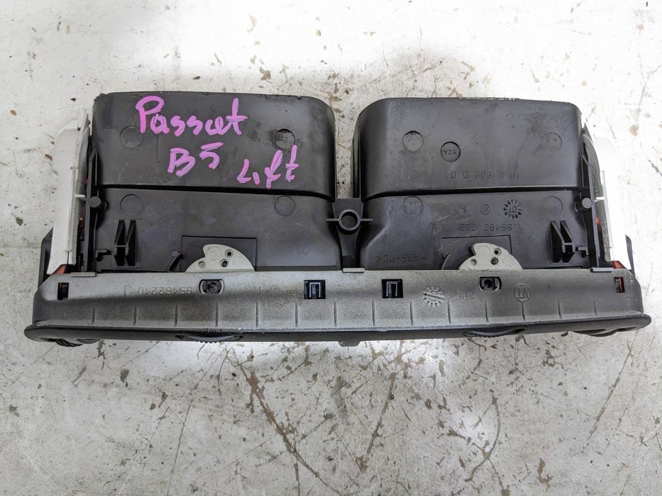 Volkswagen Passat B5 Kratka Nawiewu Środkowa
