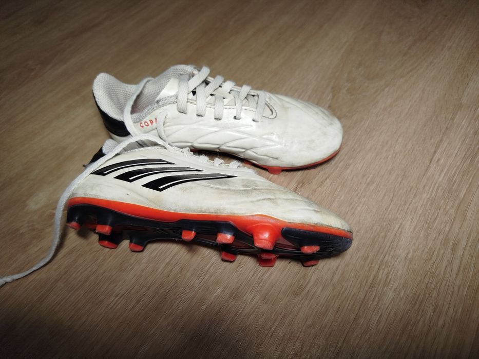 Chuteiras adidas 2 pares