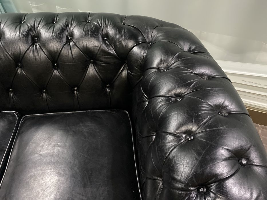 Sofa chesterfield 4 lugares