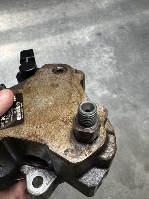 Bomba alta pressão Bmw 535D