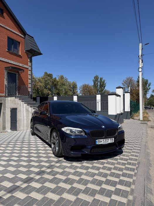 Продам BMW F10 528I