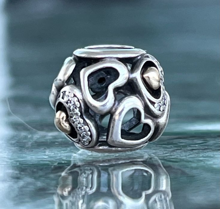 Pandora oryginał tt charms