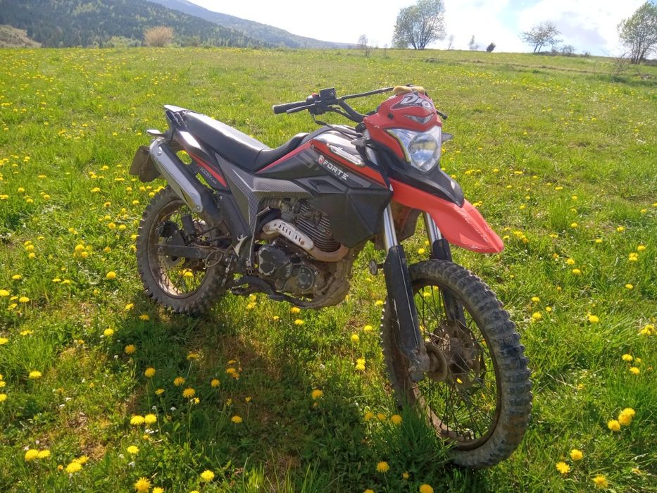 Продам мотоцикл Forte 300