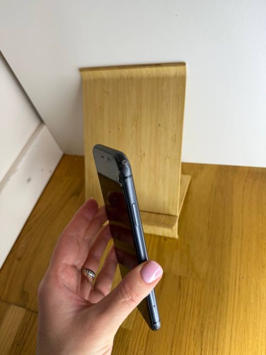 Iphone 11 64gb під ремонт #1336