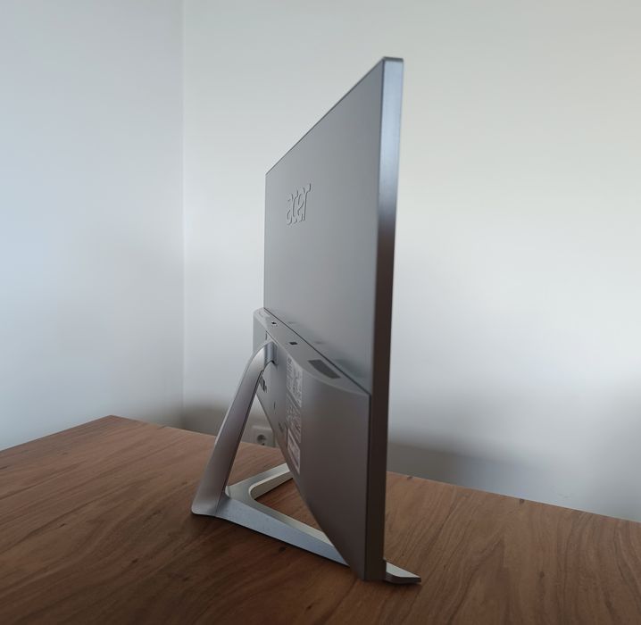 Acer Aspire C24 AIO + Teclado e Rato All in One