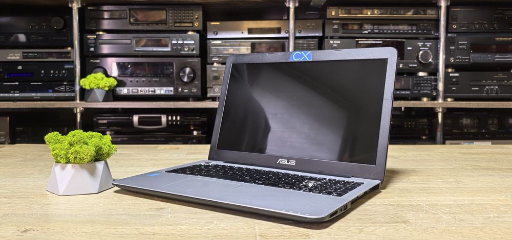 Ноутбуки Asus R556/Fujitsu Lifebook AH502/Medion E7220/Дефект