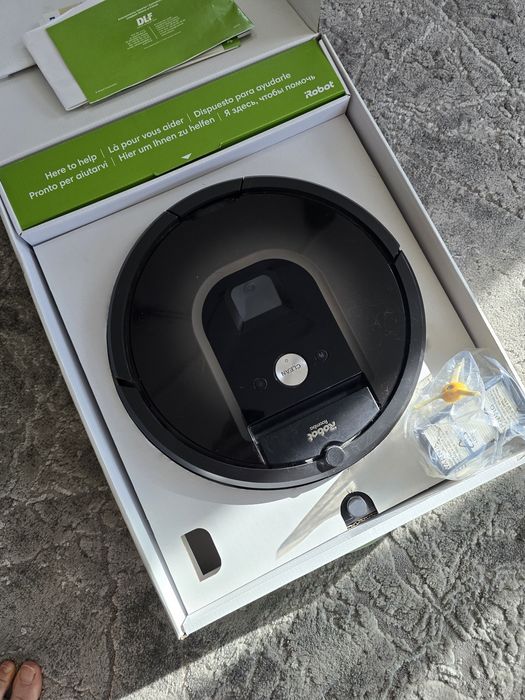 Roomba 980 irobot większy oryginalny aku. Nowe szczotki i filtry.