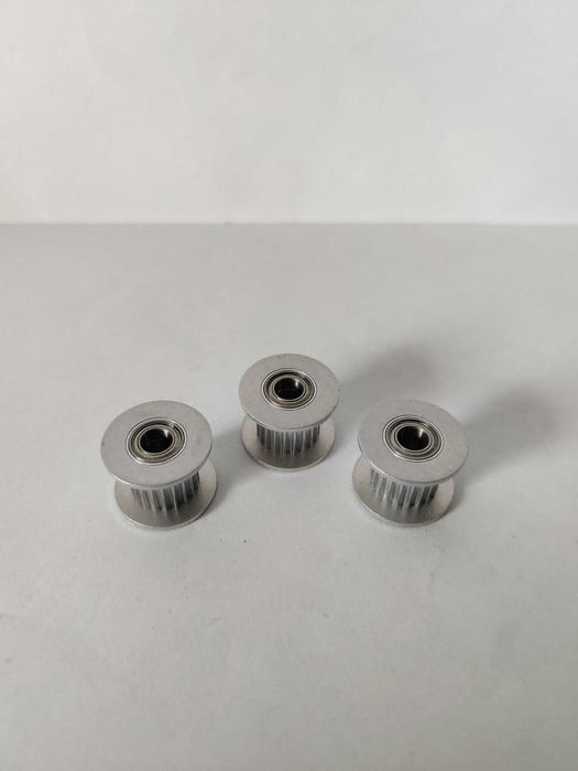 Koło pasowe łożyskowane na pas 9 - 10 mm otwór 5mm