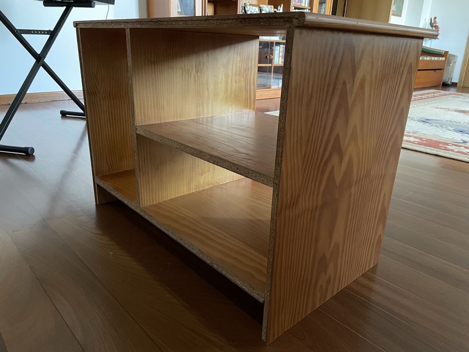 Móvel de TV em Madeira