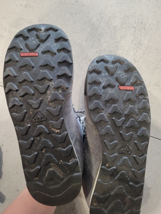 Buty Adidas Climawarm Snowpitch  r. 36 i 2/3