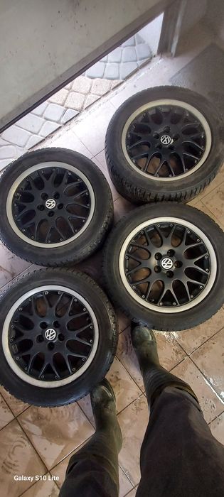 Felgi aluminiowe RS771 VW 17" 5x112/5x100 komplet + opony