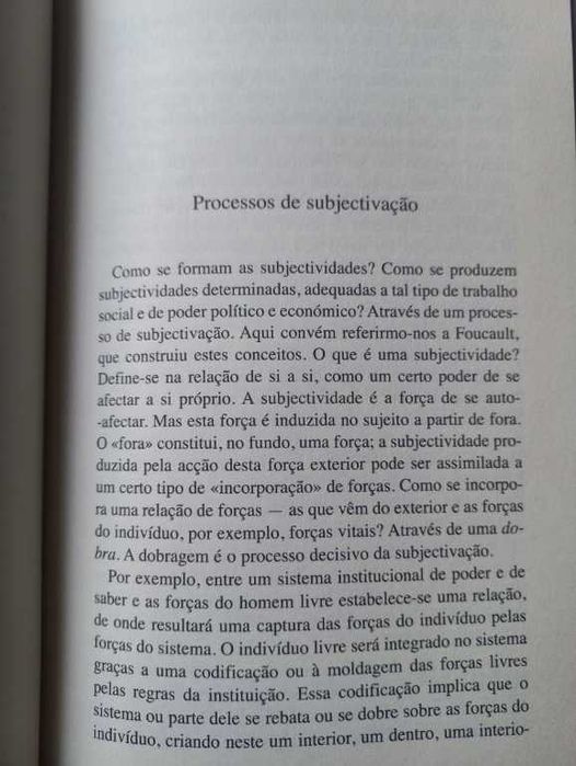Em Busca da Identidade; O Desnorte - José Gil