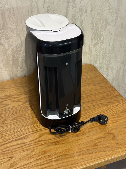 Машина для приготування суміші Baby Brezza