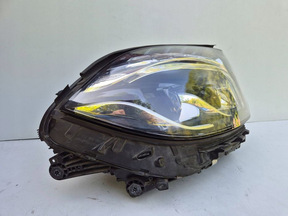 Gls 166 X166 W166 Reflektor Lampa Prawa Full Led Ils A1669064603