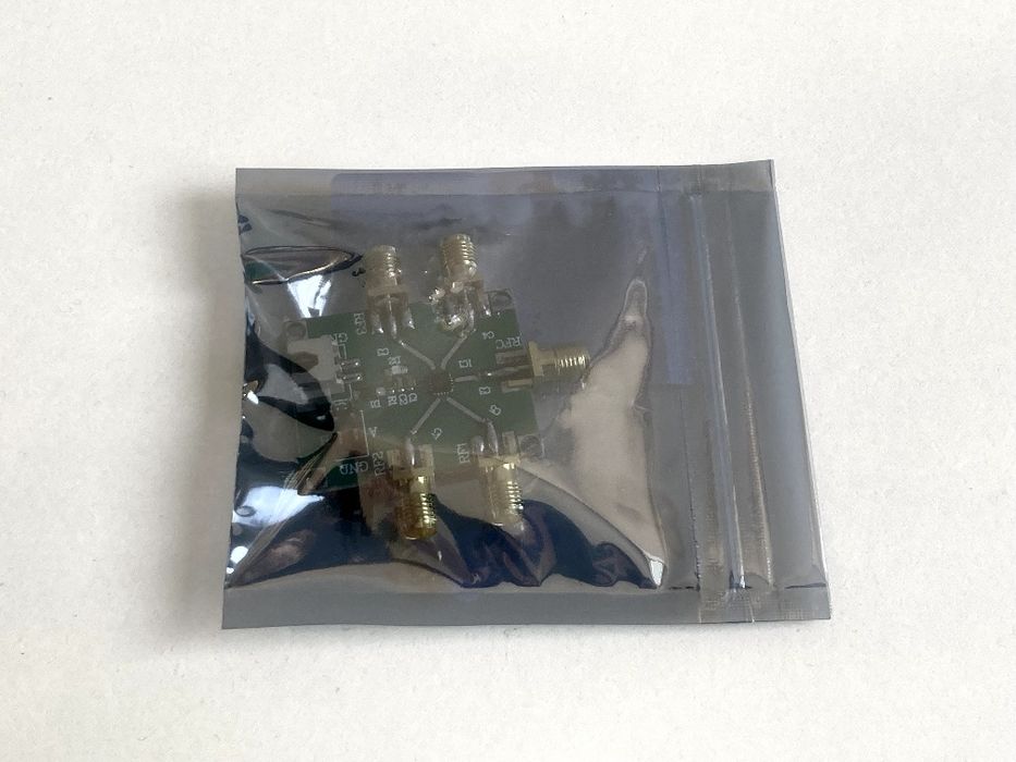 Продам радіочастотний комутатор HMC7992