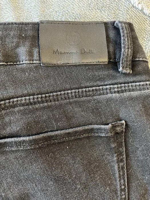 Jeansy Massimo Dutti