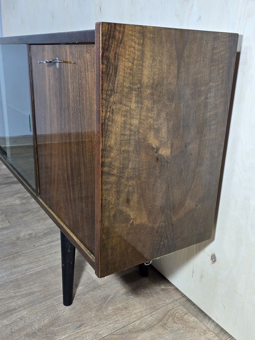 Komoda prl transport