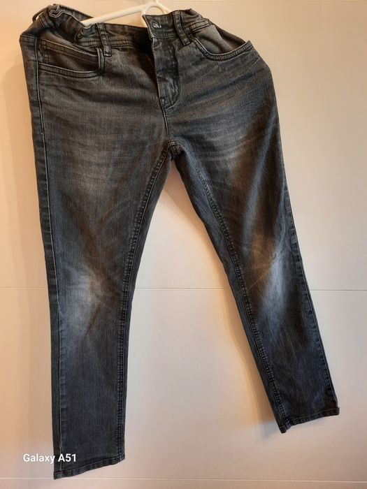 Dwie pary Spodnie jeansy ciemne chlopiece rozmiar 152