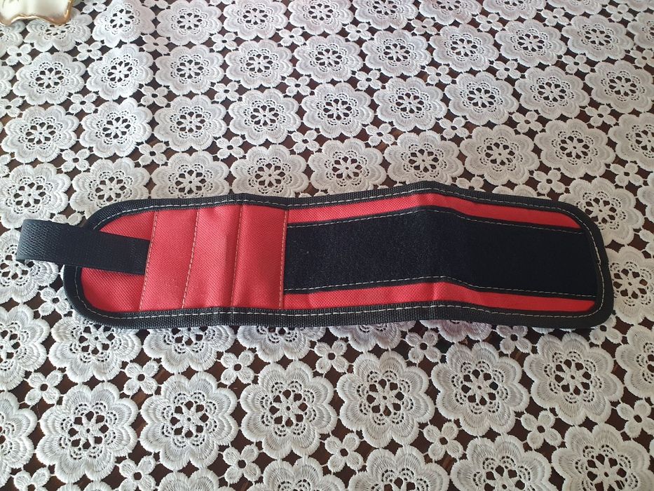 Магнітний браслет для майстрів