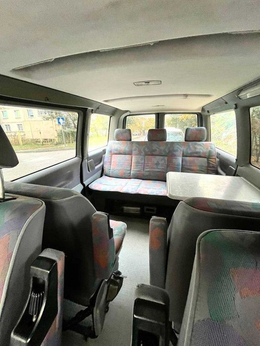 Продам Volkswagen Transporter грузопассажирский