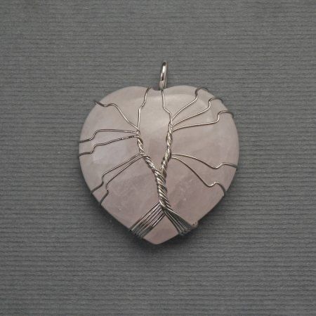 Кулон серце Рожевий кварц в сріблястому обплетені