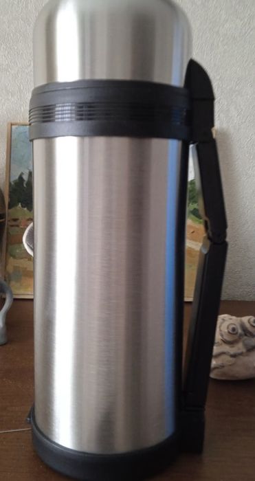 Термос 1,5л. Відпоавлю олх.
