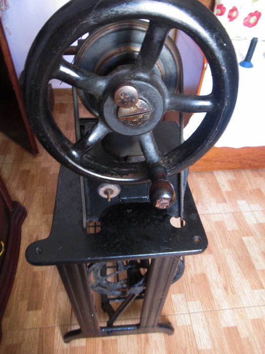 Máquina Costura Singer Antiga
