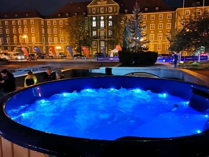 Mobilne jacuzzi/Gorąca Balia-SPA