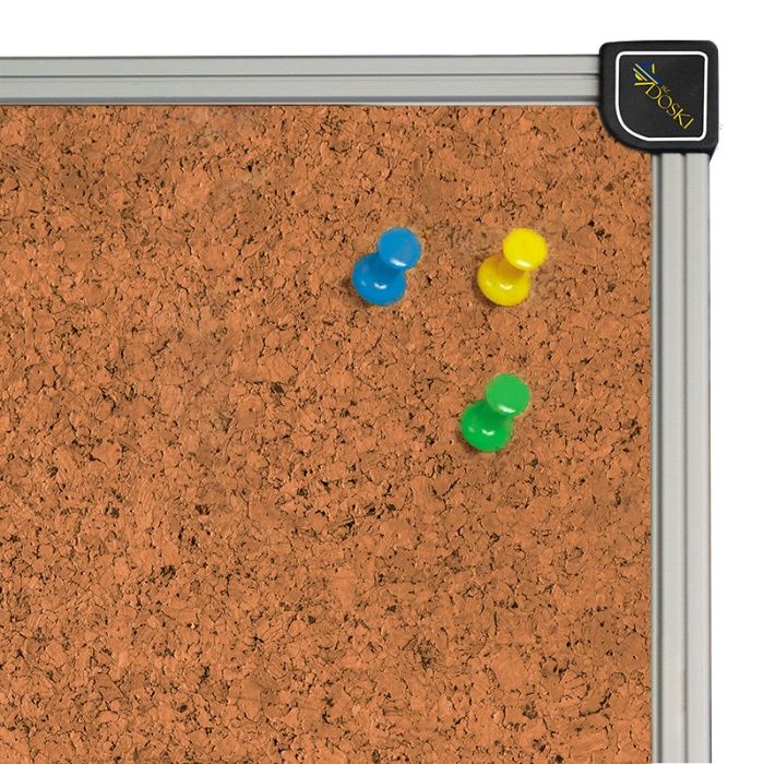 Комбінована дошка у дерев'яному профілі. Інформаційний стенд