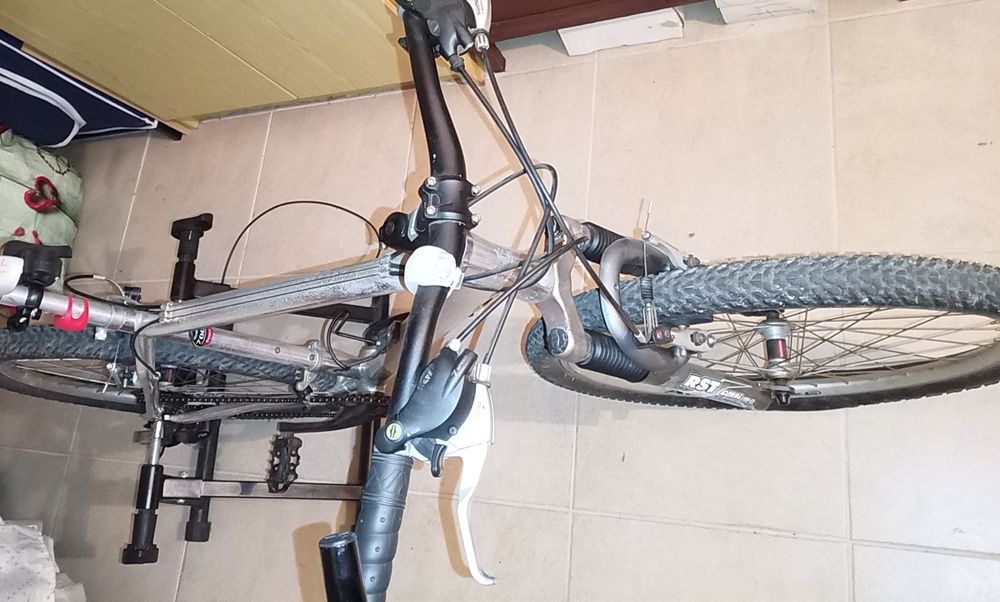 Bicicleta Aluminium 7005 + Rolo de treino