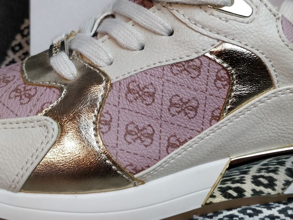 Guess sneakersy roz 36