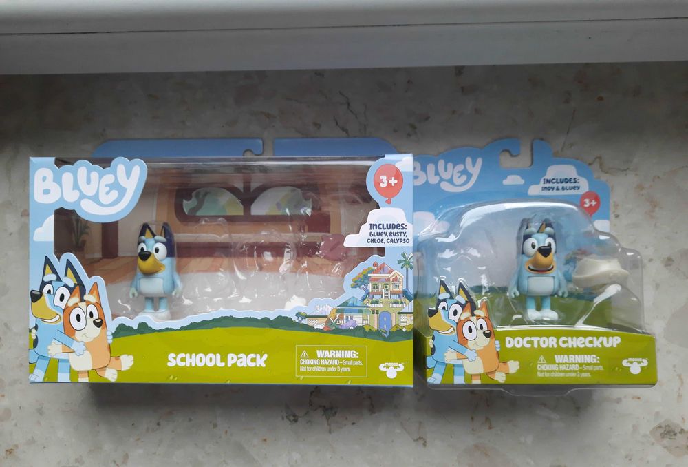 Figurki Bluey Blue Moose Toys TM Toys oryginalne położna na prezent