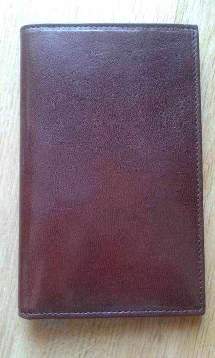 Carteira de pele marca GLIMIAL Nova