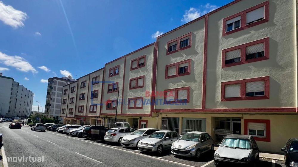 Apartamento T2  Rio de Mouro, Sintra