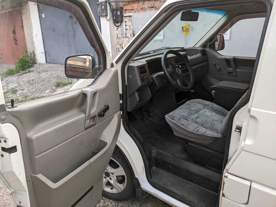 Volkswagen Transporter 2001 VIN WV1ZZZ70Z1X069122 фото оголошення 6 з 10