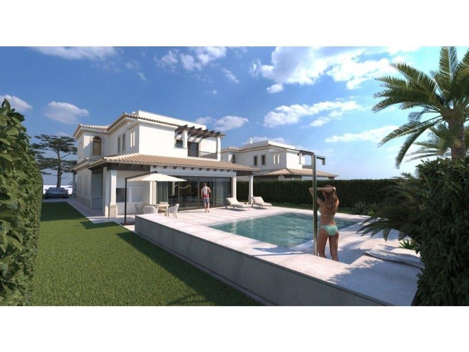 Luxury 5-Star T4 Villa for Sale