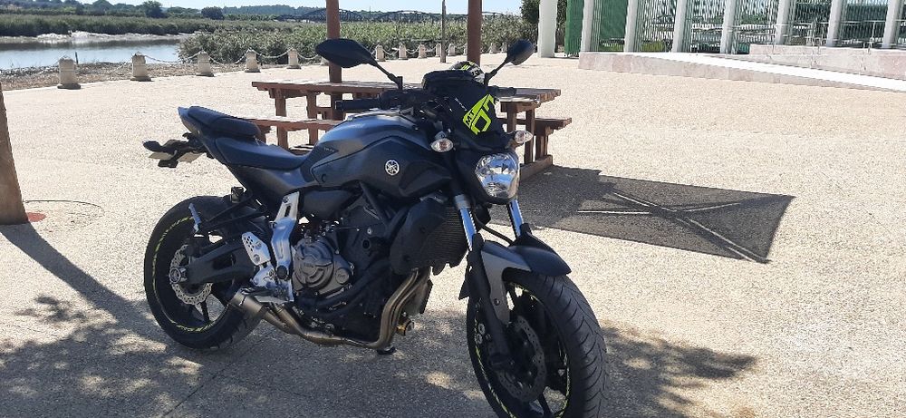 Mt 07 troco por mt 09 cb 650r