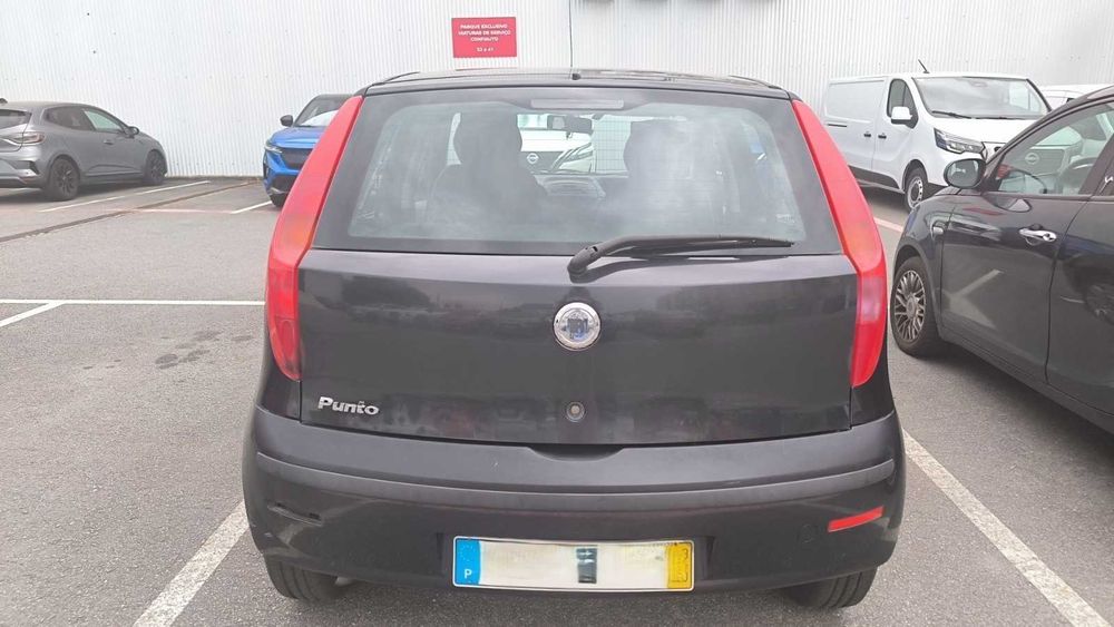 carro Fiat punto