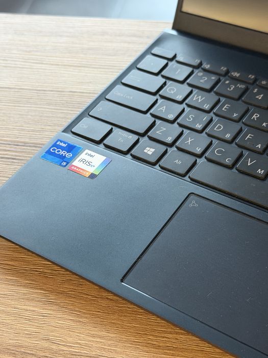 Ноутбук Asus Zen Book