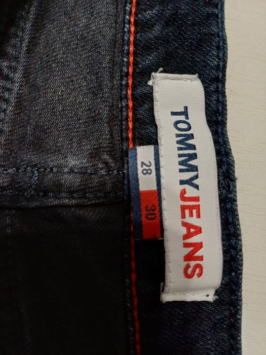 Spodnie damskie granatowy jeans Tommy Hilfiger rozm M.