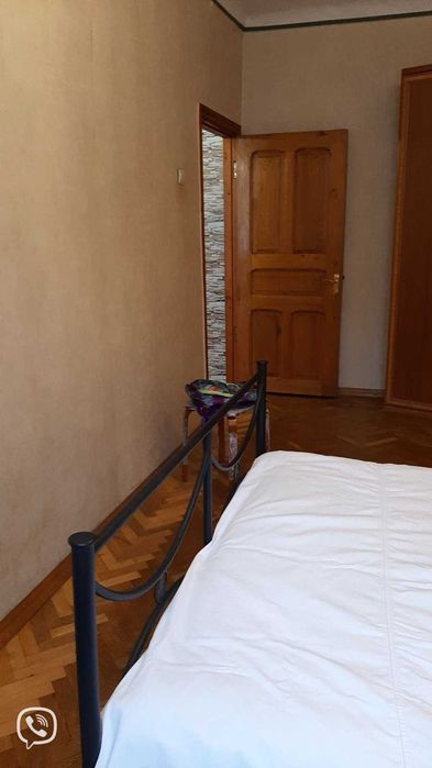 Оренда 2к квартири.вул.Перемоги 7(рн Обойного ринка).